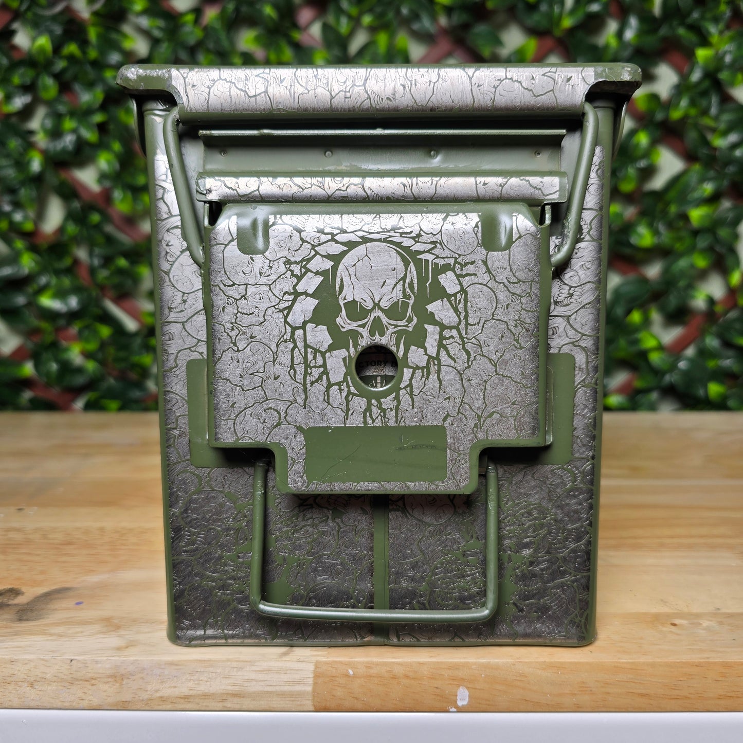 Skulls engraved ammo can 50 cal