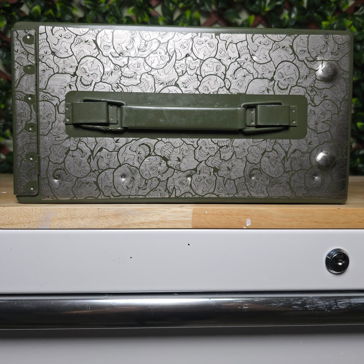 Skulls engraved ammo can 50 cal
